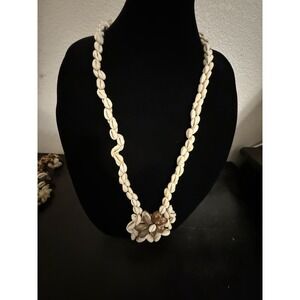 Vintage Shell Lei Necklace‎ Hawaaian Collectible